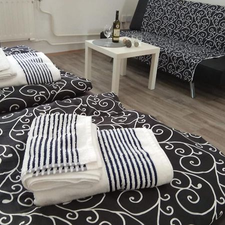 Apartmány U splavu Veselí nad Moravou Esterno foto