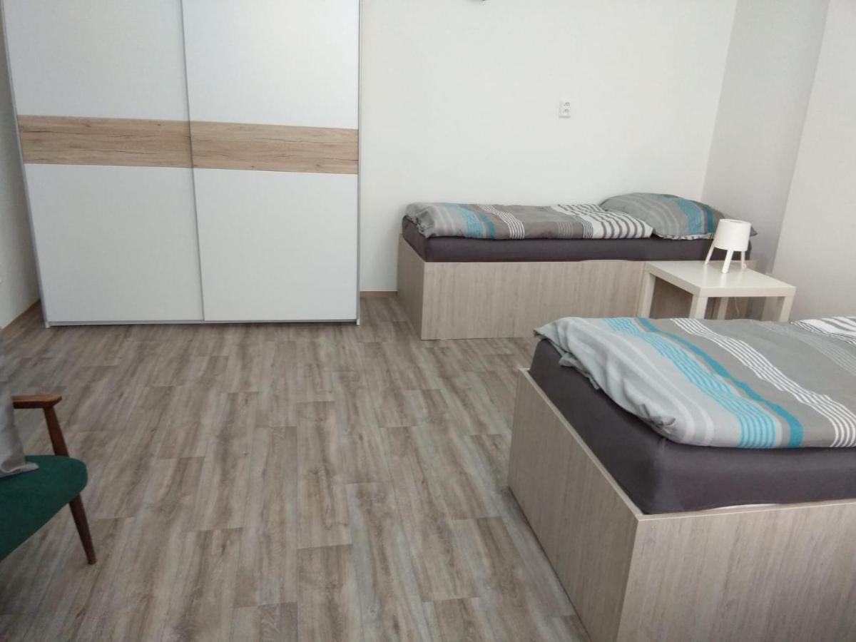 Apartmány U splavu Veselí nad Moravou Esterno foto