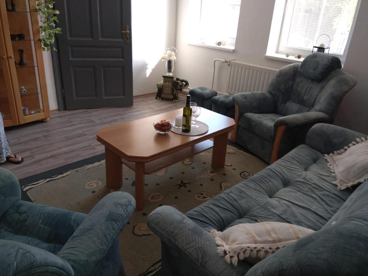 Apartmány U splavu Veselí nad Moravou Esterno foto