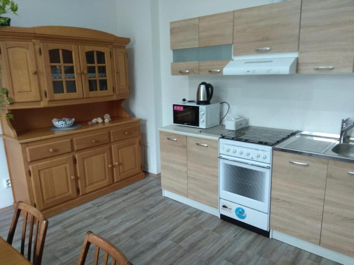 Apartmány U splavu Veselí nad Moravou Esterno foto