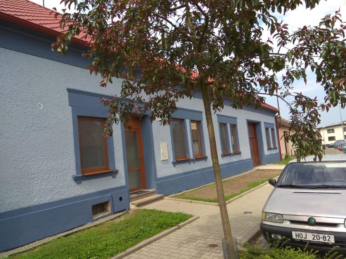 Apartmány U splavu Veselí nad Moravou Esterno foto