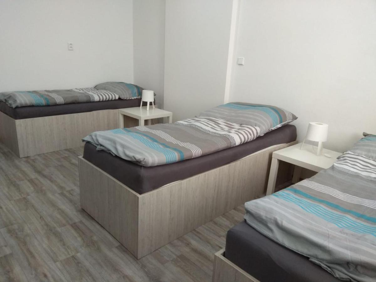 Apartmány U splavu Veselí nad Moravou Esterno foto