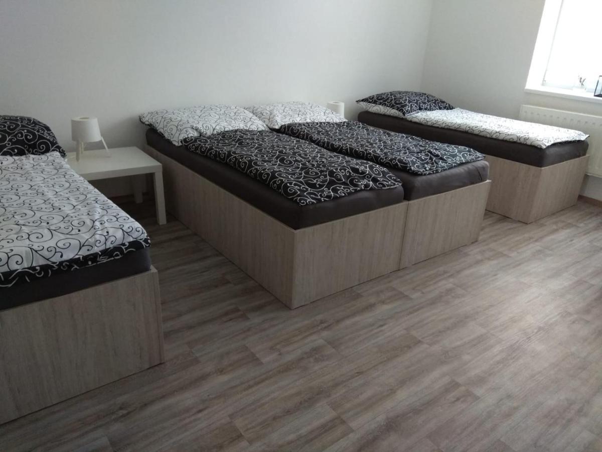 Apartmány U splavu Veselí nad Moravou Esterno foto