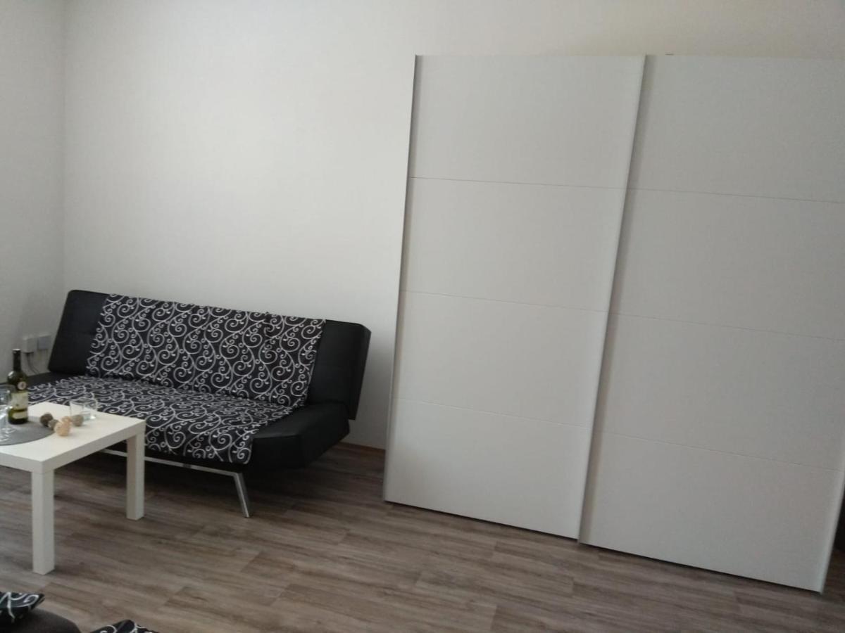 Apartmány U splavu Veselí nad Moravou Esterno foto