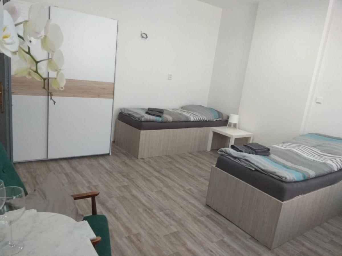 Apartmány U splavu Veselí nad Moravou Esterno foto