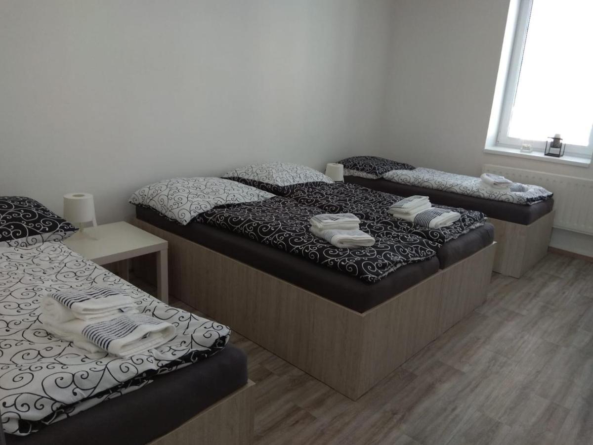 Apartmány U splavu Veselí nad Moravou Esterno foto